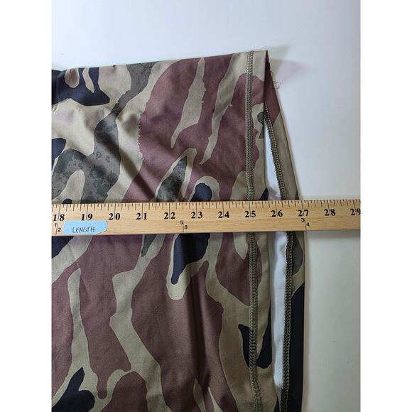 VOLCOM Black Green Camo Swimming Rash Guard Surf Skater Shirt SZ XL - Picture 7 of 8